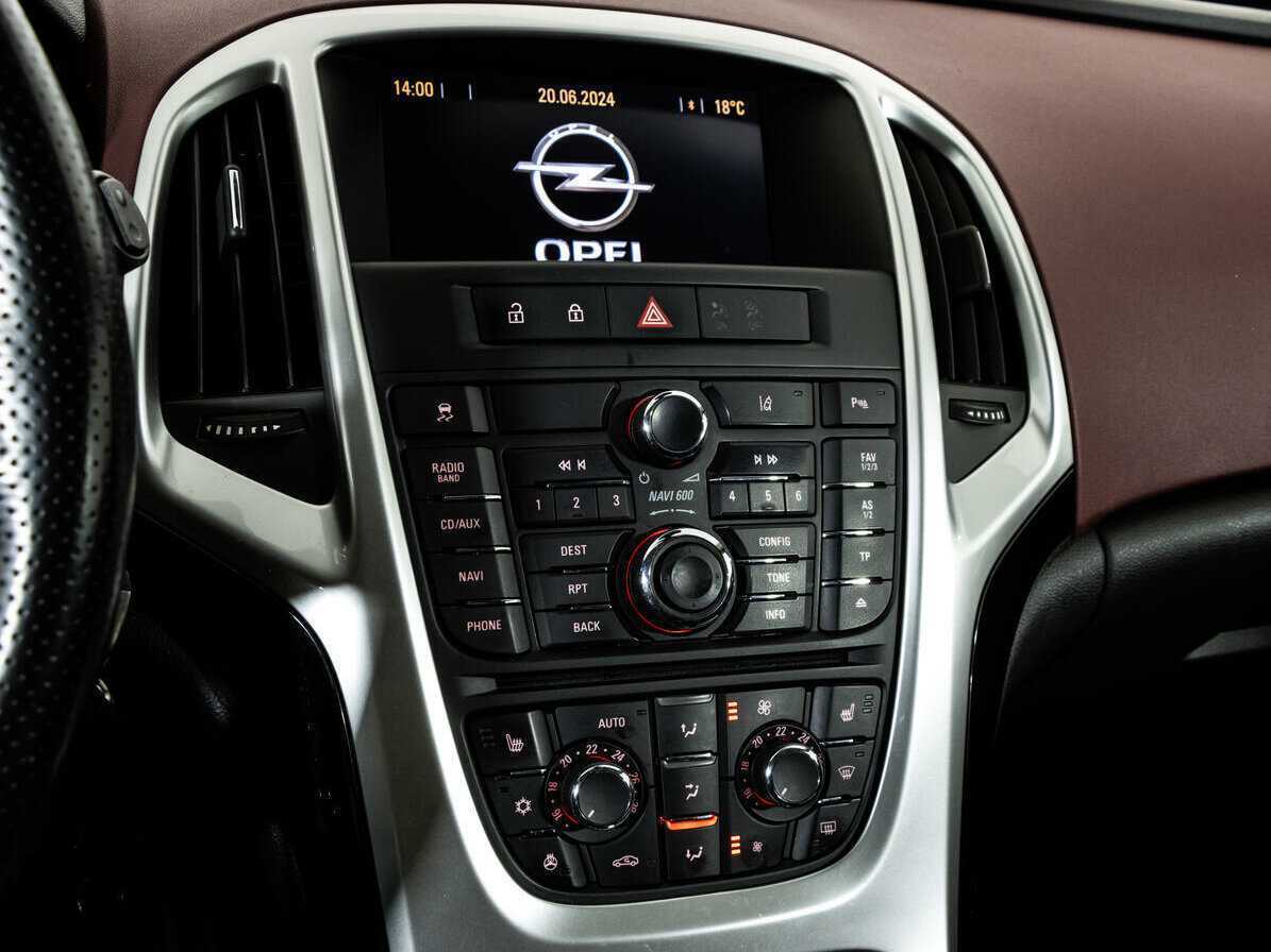 Купить Opel Astra, 2013, 123 755 км.. Фото: #12