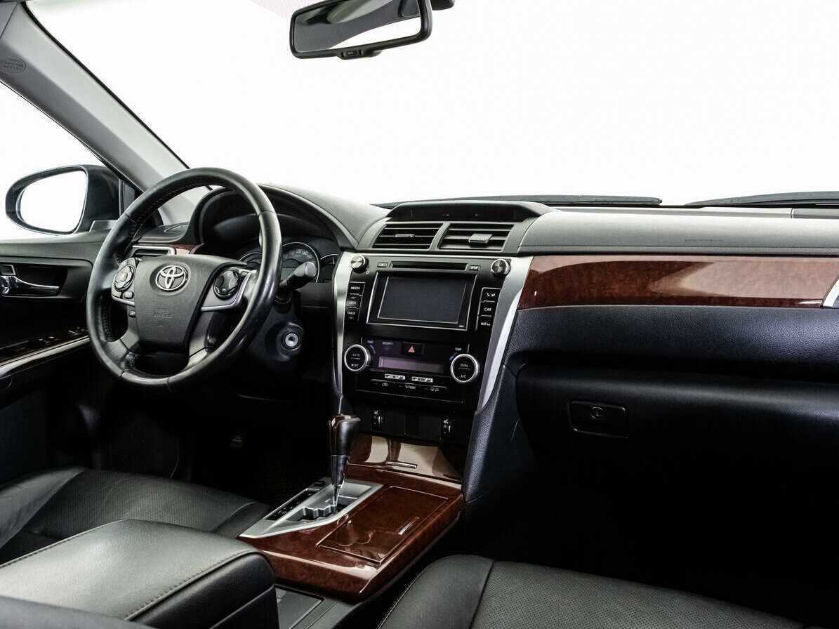 Купить Toyota Camry, 2014, 228 414 км.. Фото: #6