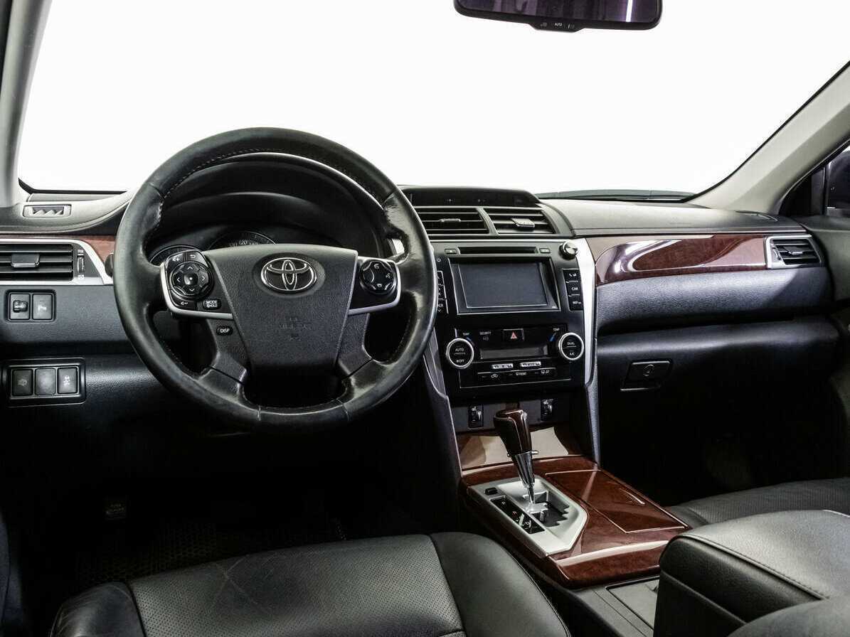 Купить Toyota Camry, 2014, 228 414 км.. Фото: #8