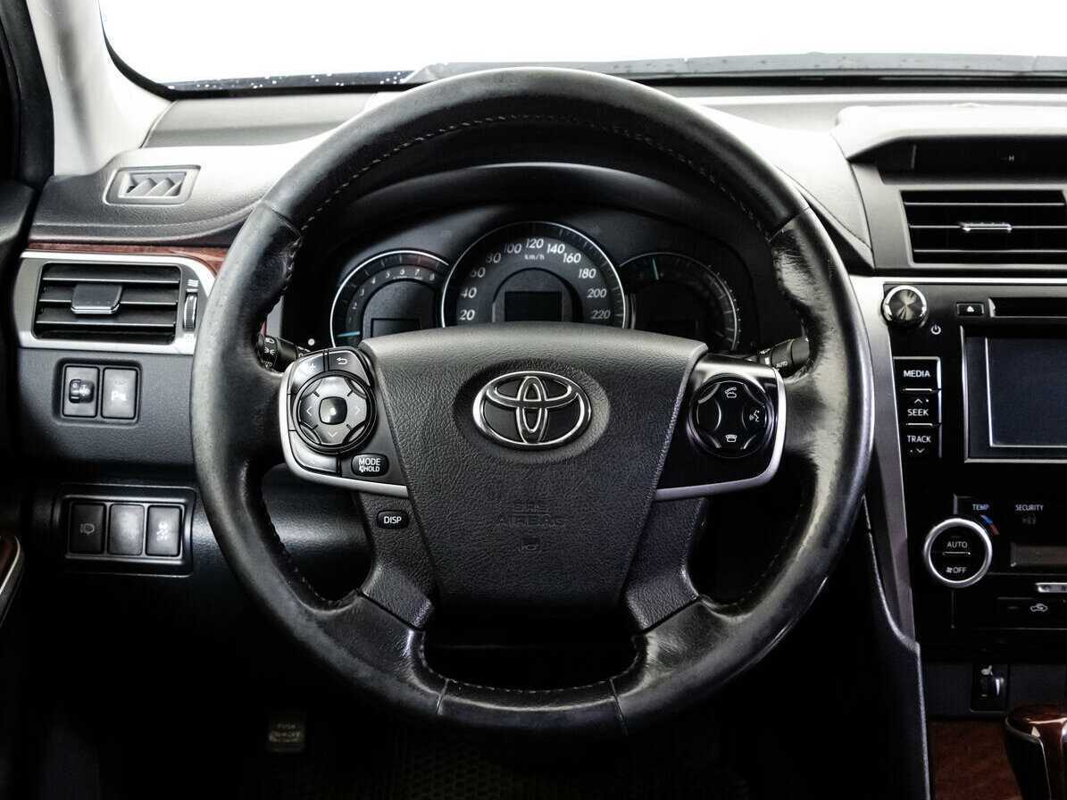 Купить Toyota Camry, 2014, 228 414 км.. Фото: #9