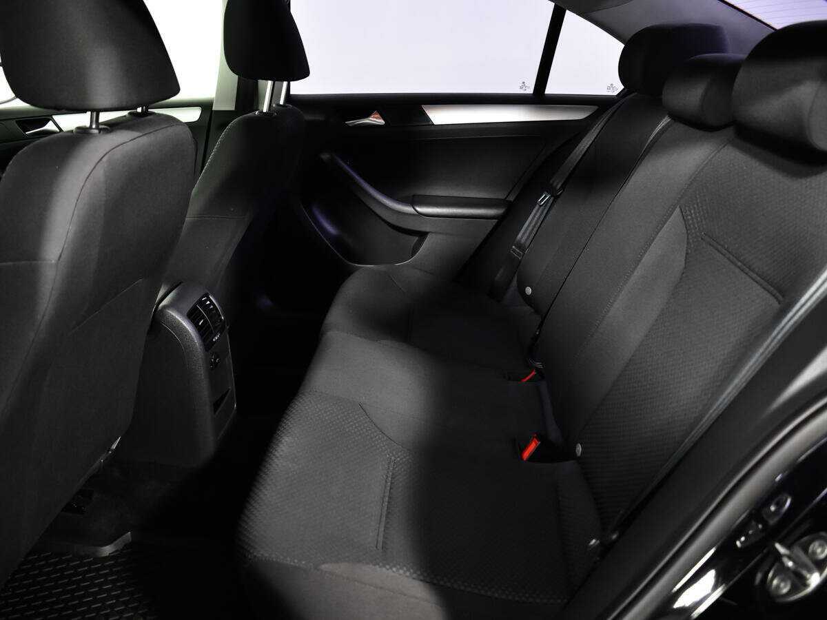 Купить Volkswagen Jetta, 2013, 132 420 км.. Фото: #9