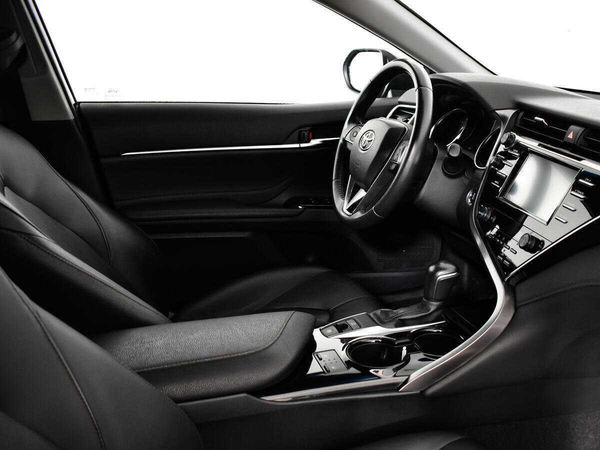 Купить Toyota Camry, 2019, 54 761 км.. Фото: #10