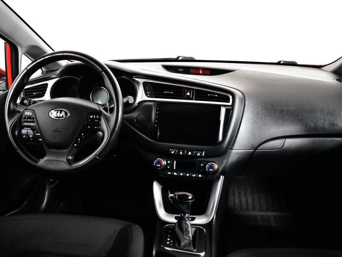Купить Kia Ceed, 2017, 86 677 км.. Фото: #11