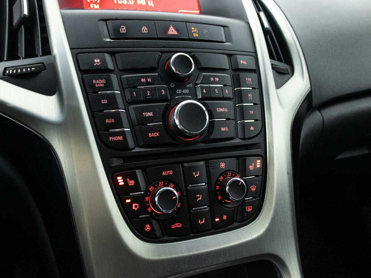 Купить Opel Astra, 2012, 269 037 км.. Фото: #14