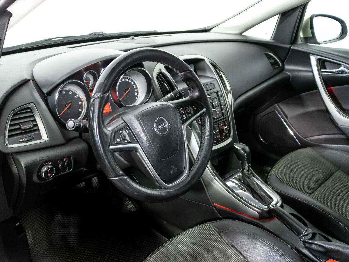 Купить Opel Astra, 2012, 99 197 км.. Фото: #10