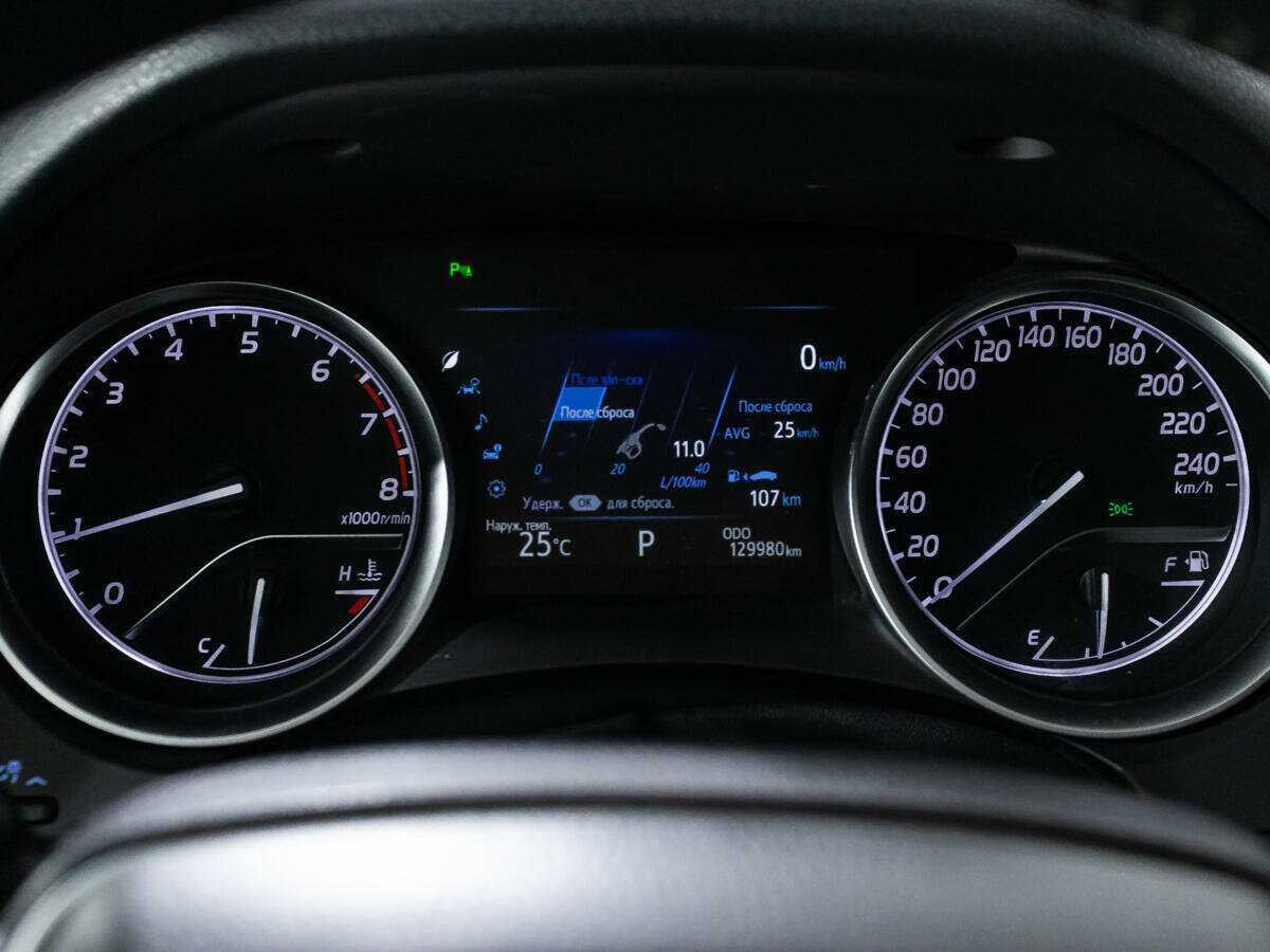 Купить Toyota Camry, 2018, 129 955 км.. Фото: #11