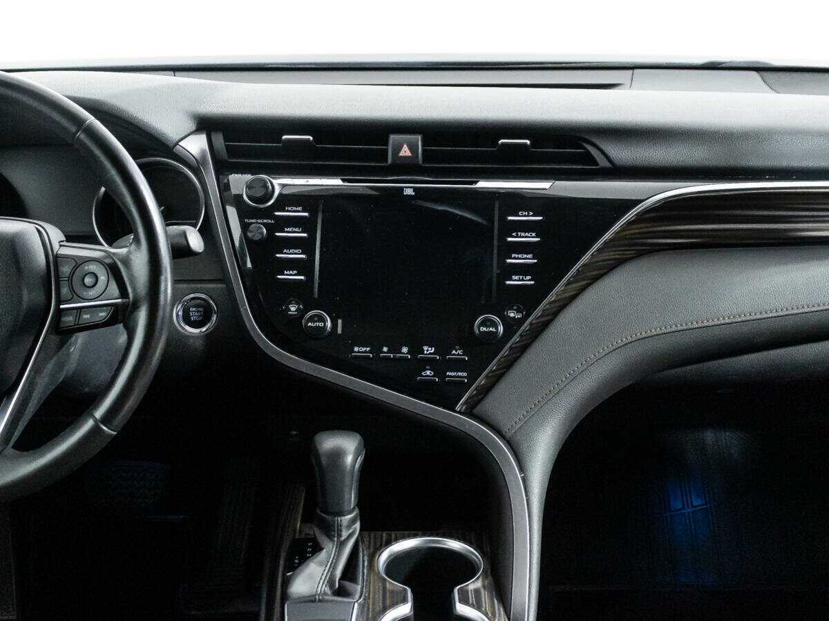 Купить Toyota Camry, 2018, 129 955 км.. Фото: #13