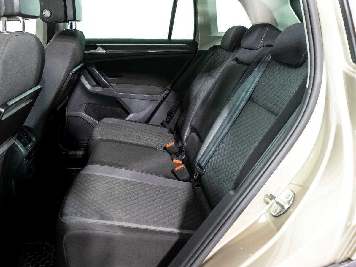 Купить Volkswagen Tiguan, 2017, 144 280 км.. Фото: #9