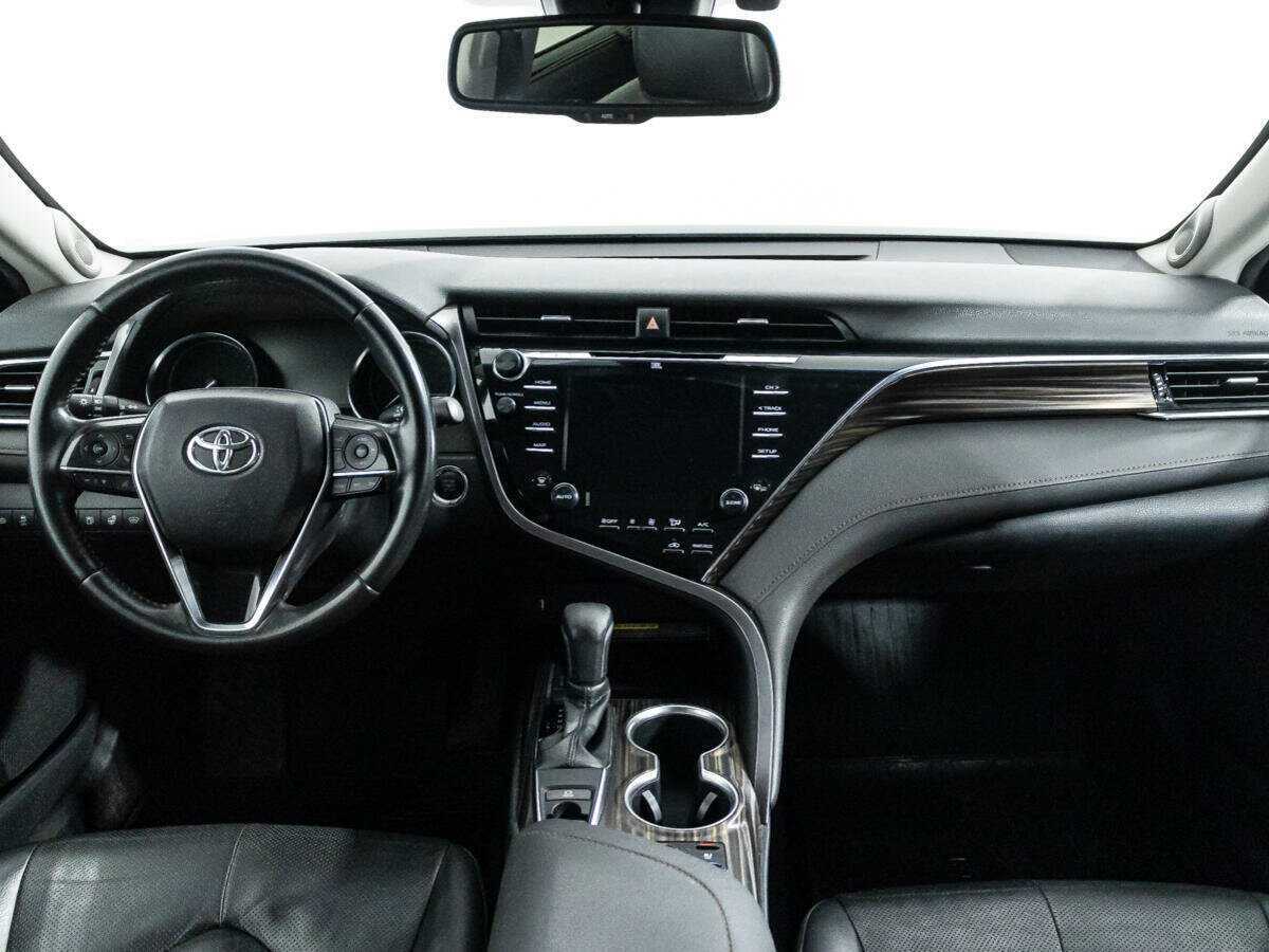 Купить Toyota Camry, 2018, 79 554 км.. Фото: #12
