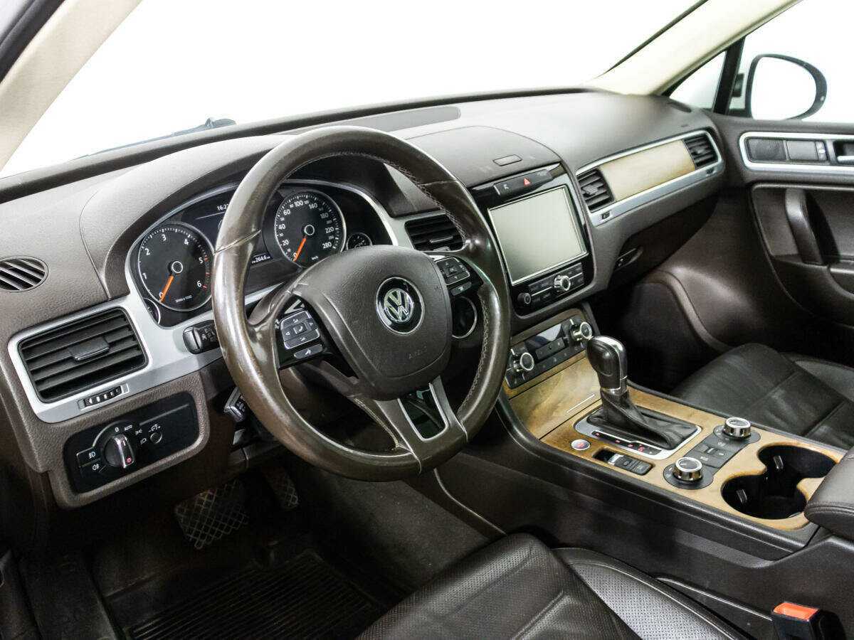 Купить Volkswagen Touareg, 2013, 221 751 км.. Фото: #8