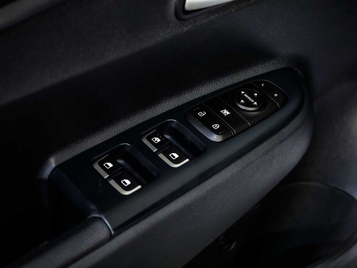 Купить Kia Rio, 2021, 71 812 км.. Фото: #17