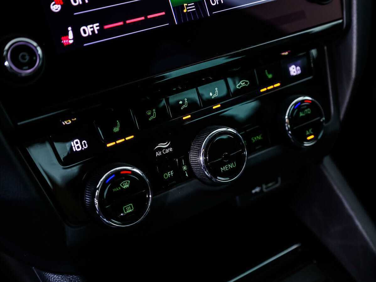 Купить Шкода Октавия, 2018, 106 582 км.. Фото: #13