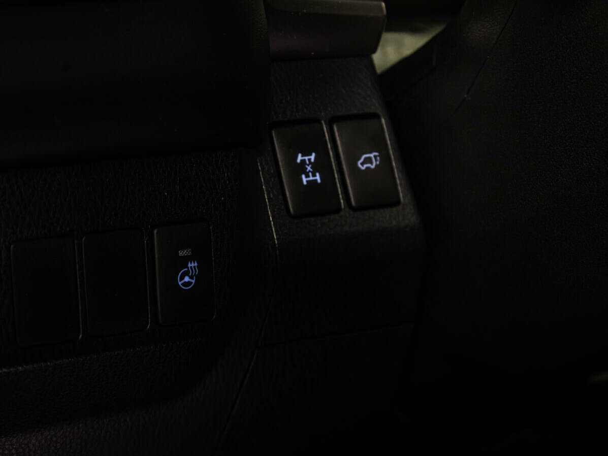 Купить Toyota RAV4, 2015, 68 190 км.. Фото: #15