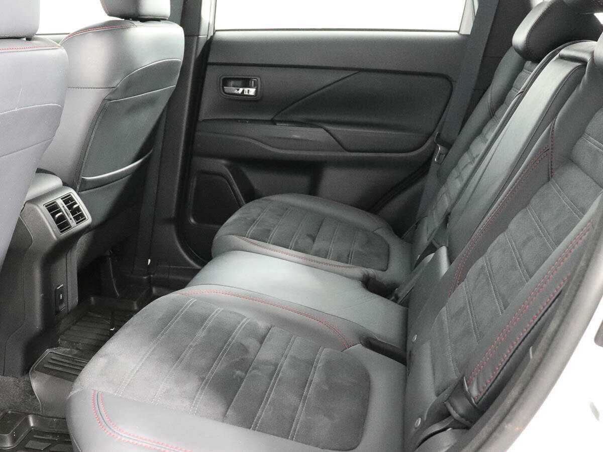 Купить Mitsubishi Outlander, 2021, 12 410 км.. Фото: #12