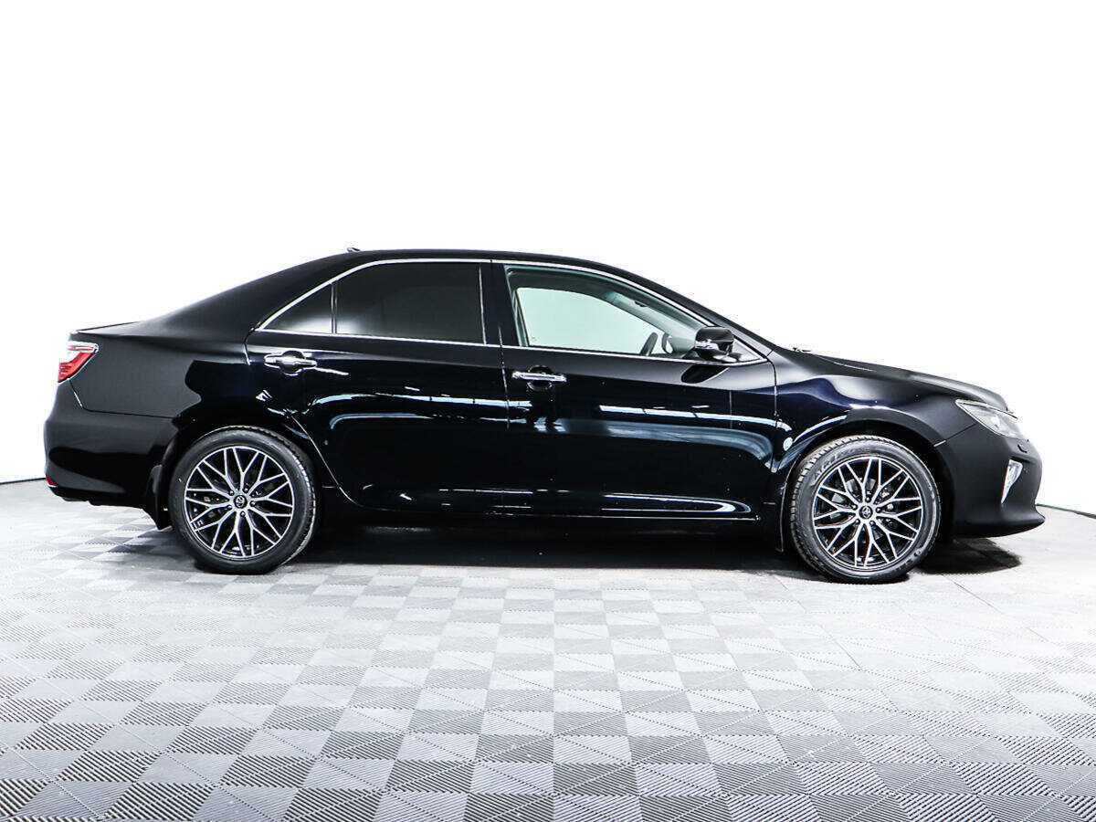 Купить Toyota Camry, 2017, 166 729 км.. Фото: #2