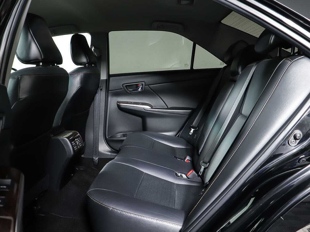 Купить Toyota Camry, 2017, 166 729 км.. Фото: #10