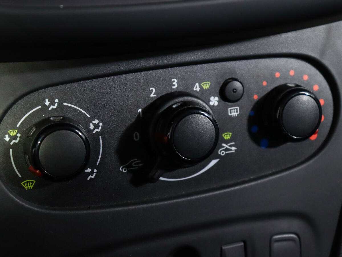 Купить Renault Logan, 2018, 32 000 км.. Фото: #14