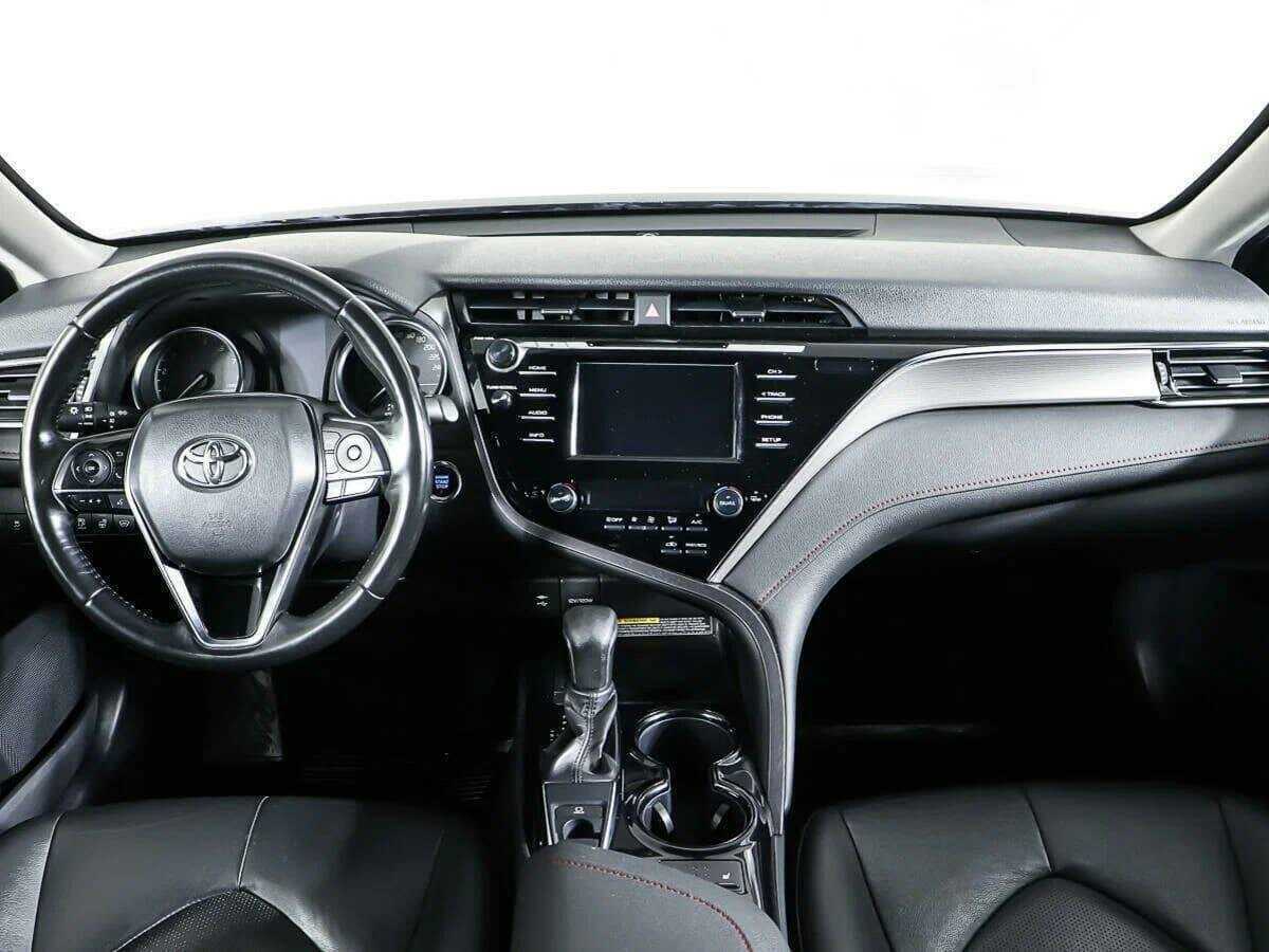 Купить Toyota Camry, 2020, 54 266 км.. Фото: #10