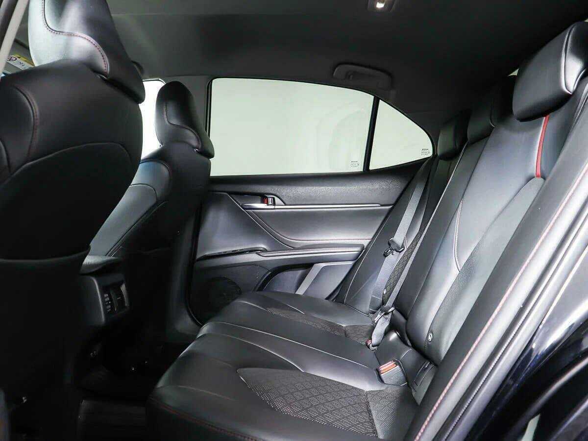 Купить Toyota Camry, 2020, 54 266 км.. Фото: #12