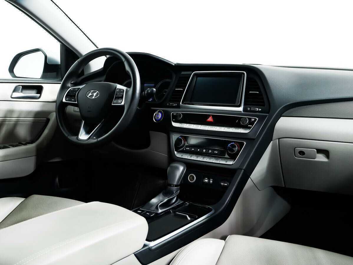 Купить Hyundai Sonata, 2019, 35 437 км.. Фото: #6