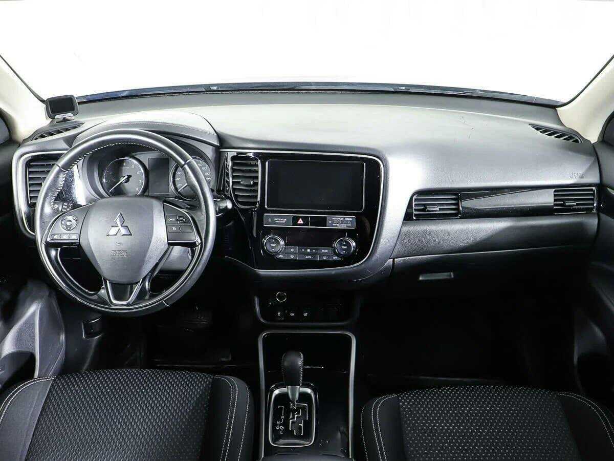 Купить Mitsubishi Outlander, 2019, 83 458 км.. Фото: #10