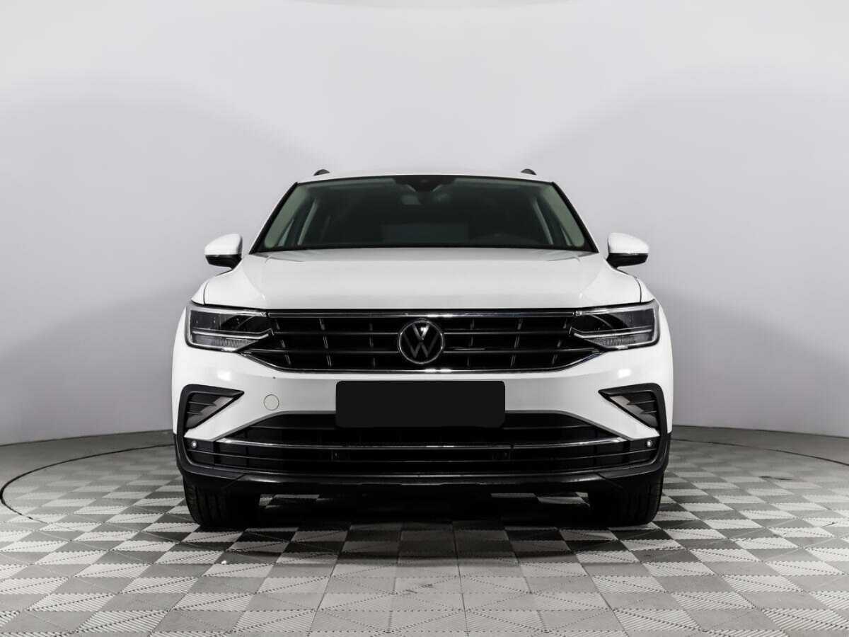 Купить Volkswagen Tiguan, 2021, 44 000 км.. Фото: #1