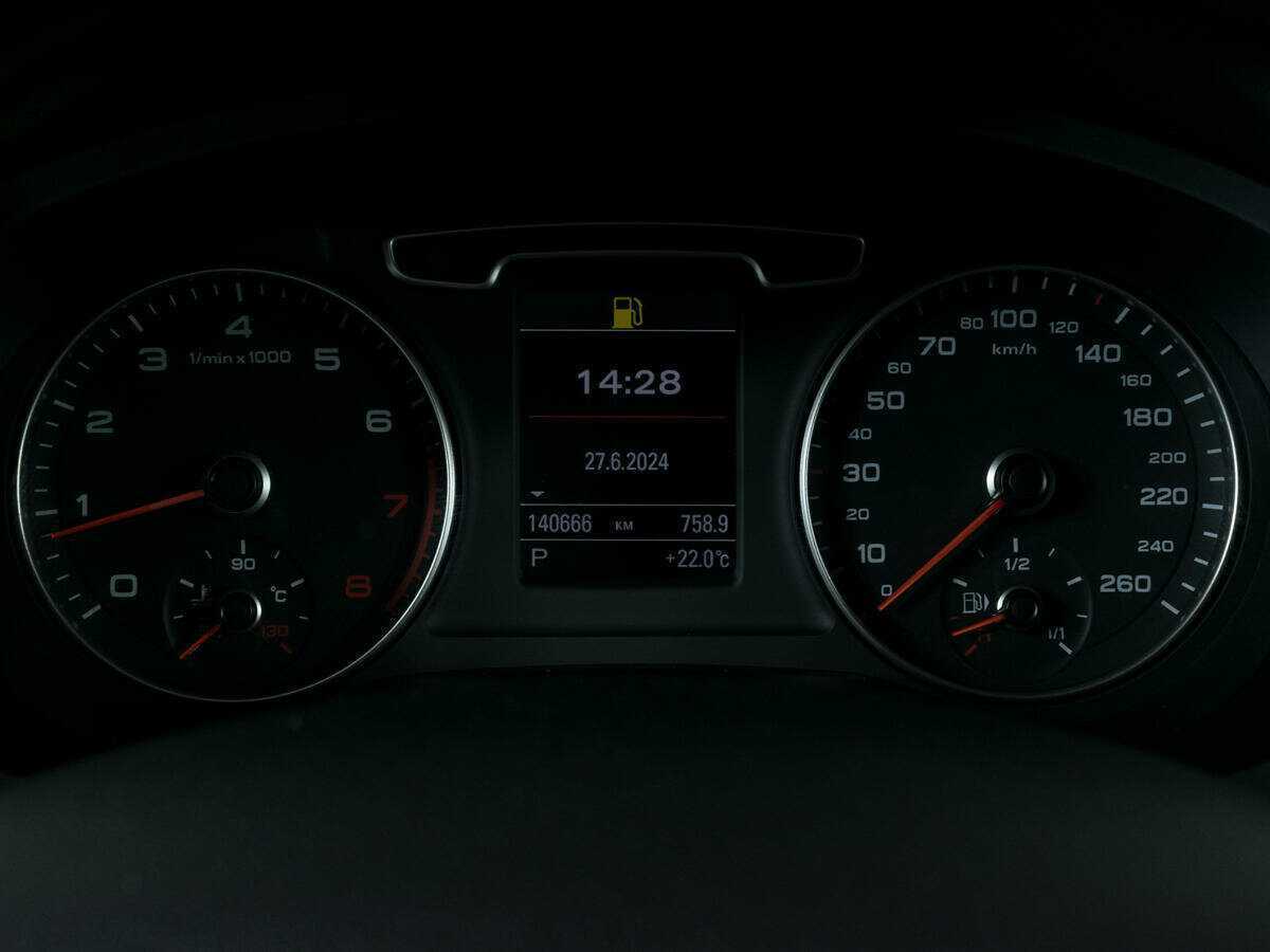 Купить Audi Q3, 2012, 140 662 км.. Фото: #5