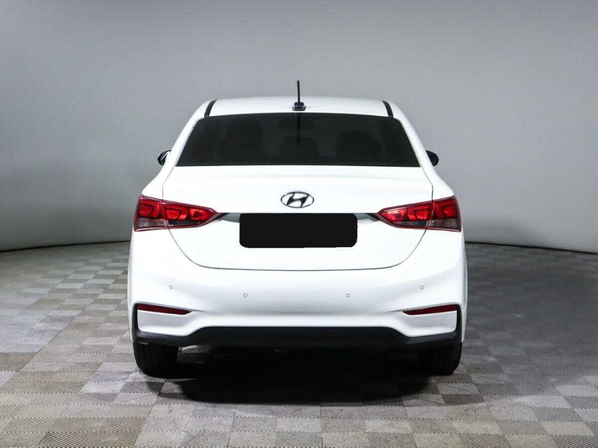 Купить Hyundai Solaris, 2018, 69 469 км.. Фото: #4