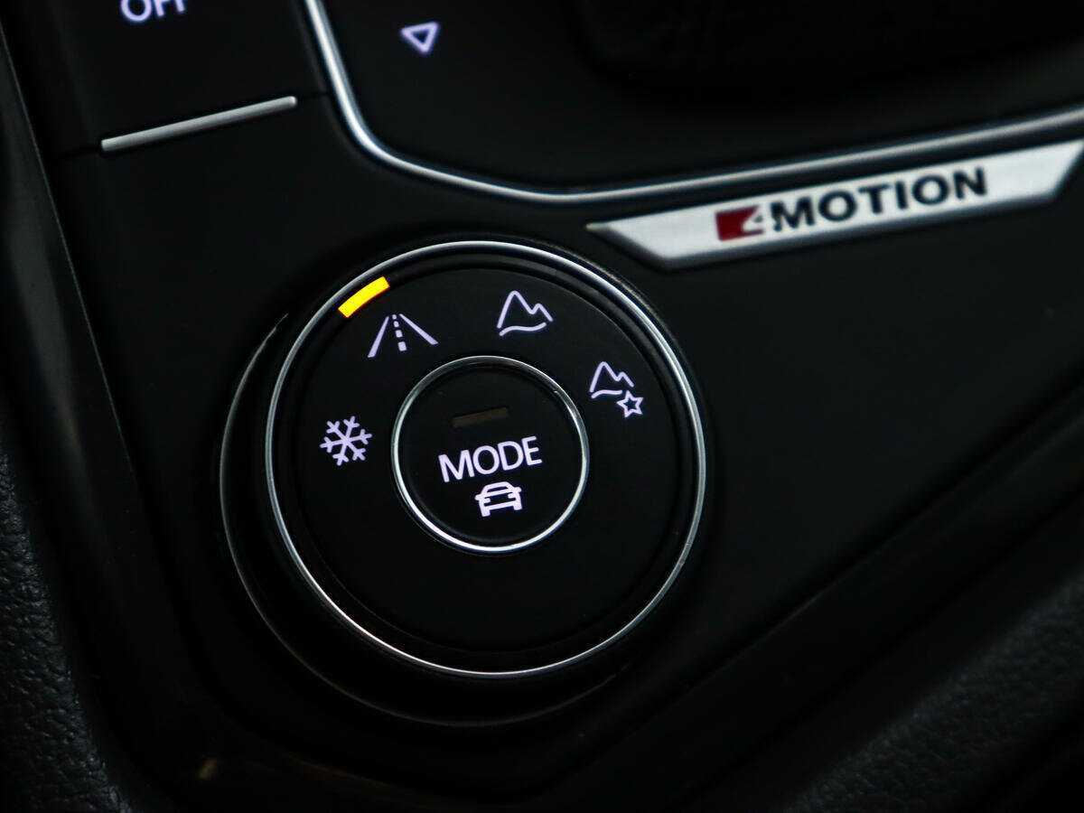 Купить Volkswagen Tiguan, 2017, 165 211 км.. Фото: #16