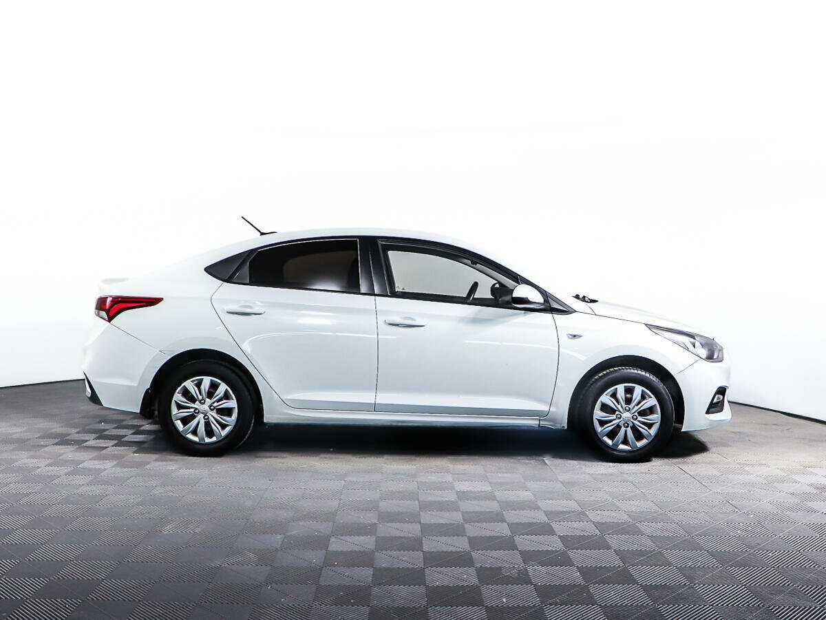 Купить Hyundai Solaris, 2018, 142 013 км.. Фото: #3