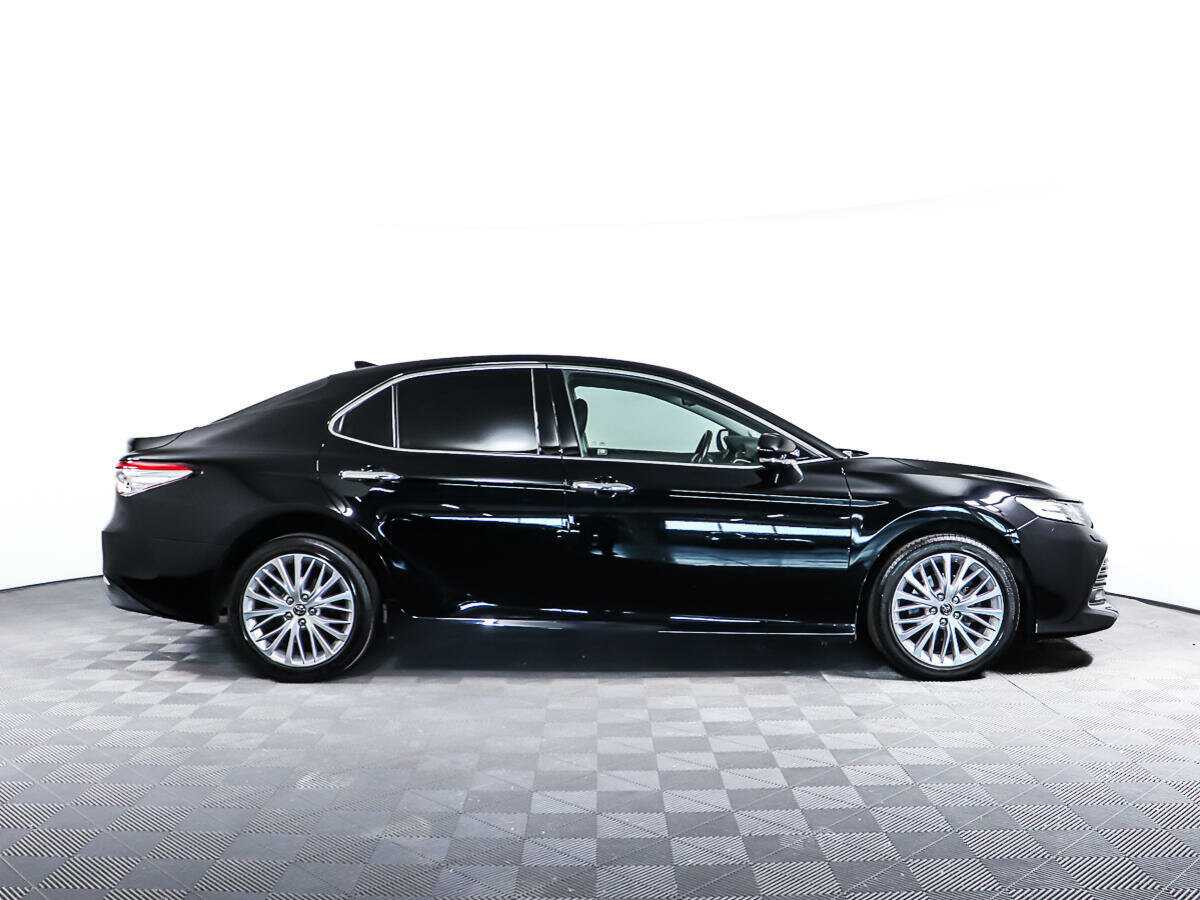 Купить Toyota Camry, 2019, 26 300 км.. Фото: #3