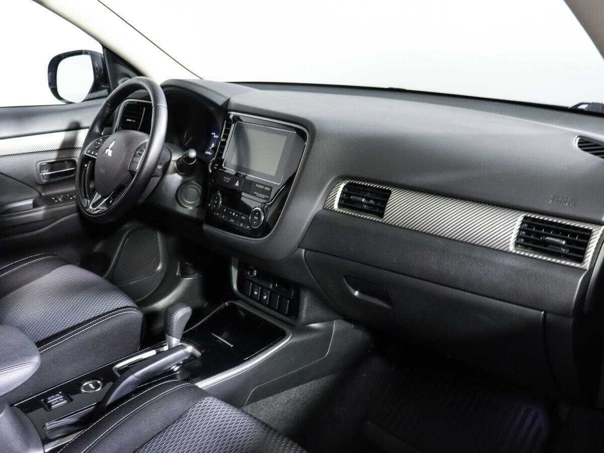 Купить Mitsubishi Outlander, 2018, 32 000 км.. Фото: #6