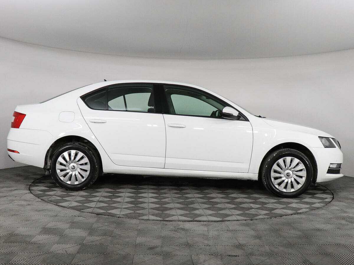 Купить Шкода Октавия, 2019, 59 240 км.. Фото: #3