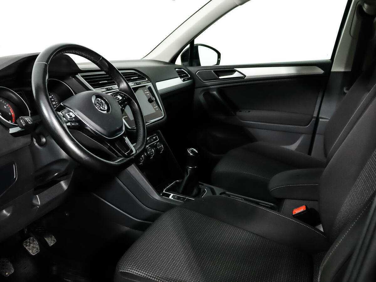 Купить Volkswagen Tiguan, 2020, 111 179 км.. Фото: #5