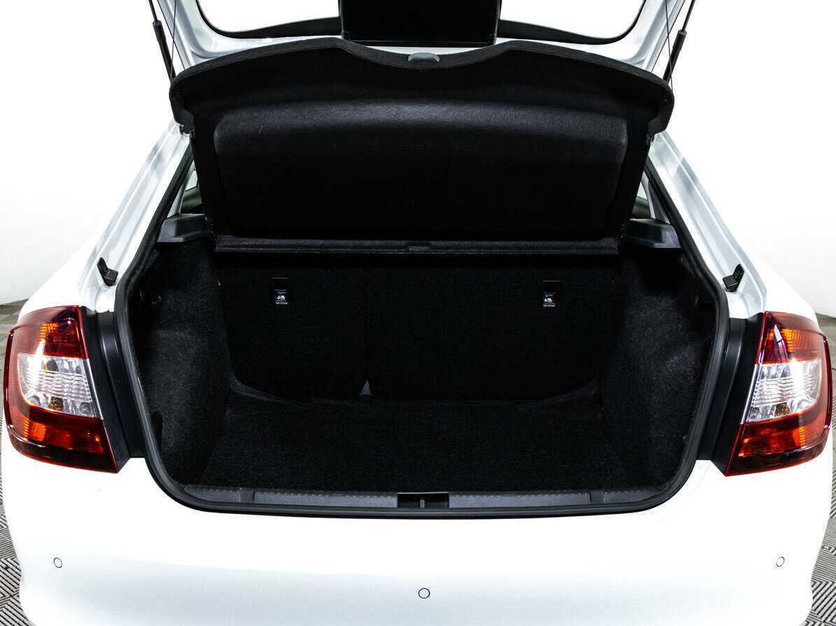 Купить Skoda Rapid, 2019, 51 126 км.. Фото: #9