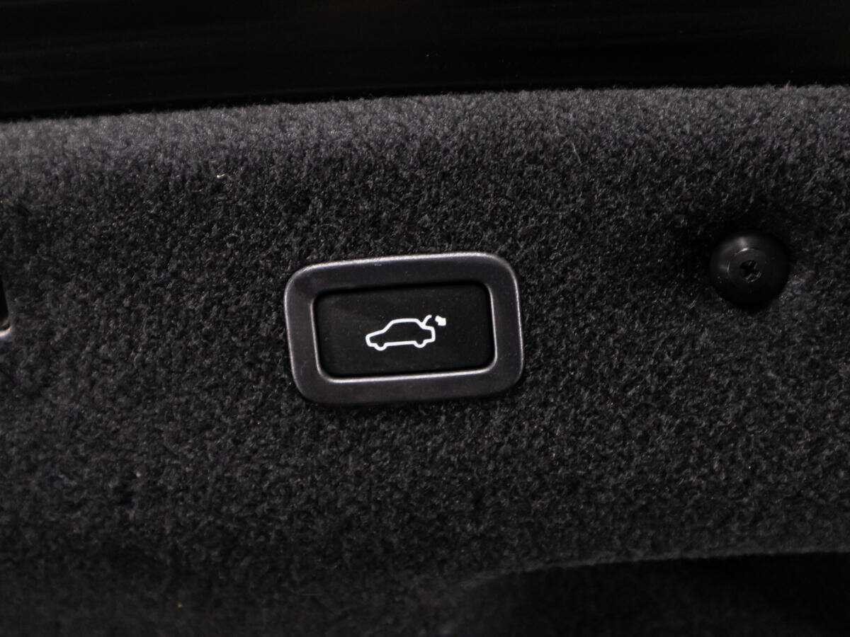 Купить Jaguar XF, 2016, 136 435 км.. Фото: #14