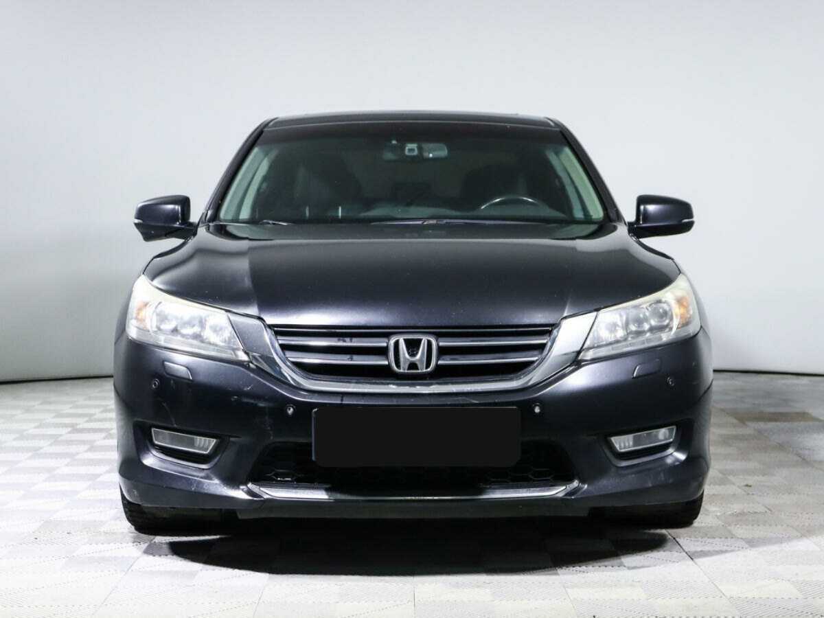 Купить Honda Accord, 2013, 173 879 км.. Фото: #1