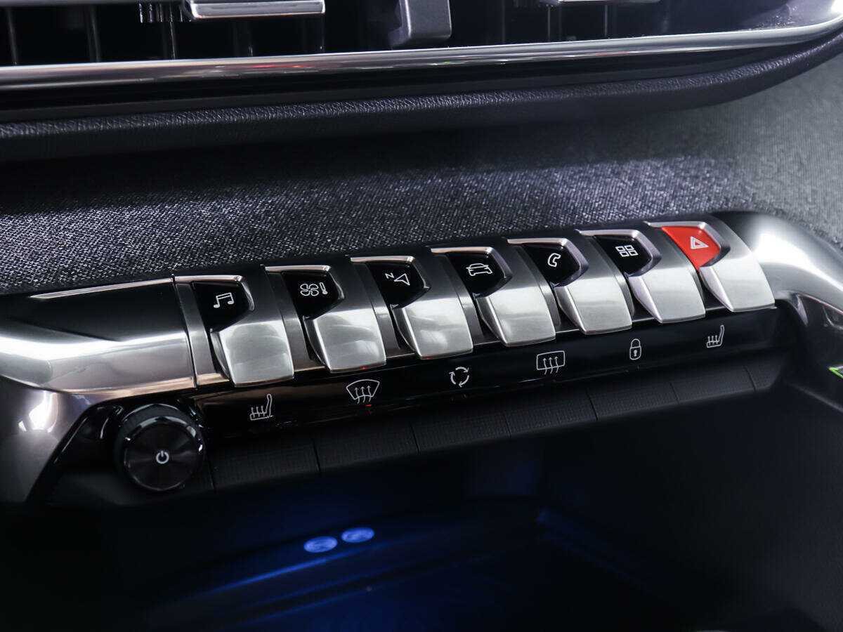 Купить Peugeot 3008, 2017, 87 662 км.. Фото: #18