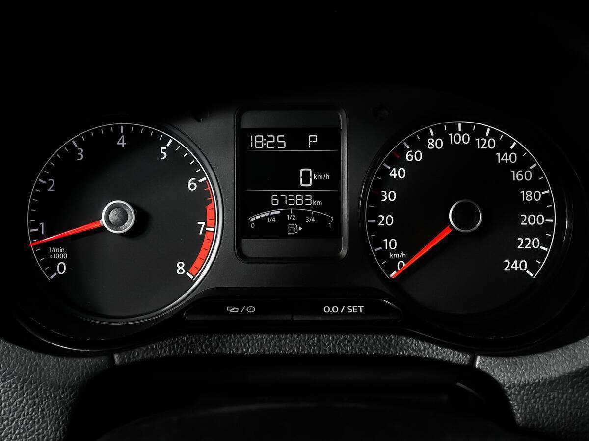 Купить Volkswagen Polo, 2017, 67 383 км.. Фото: #9