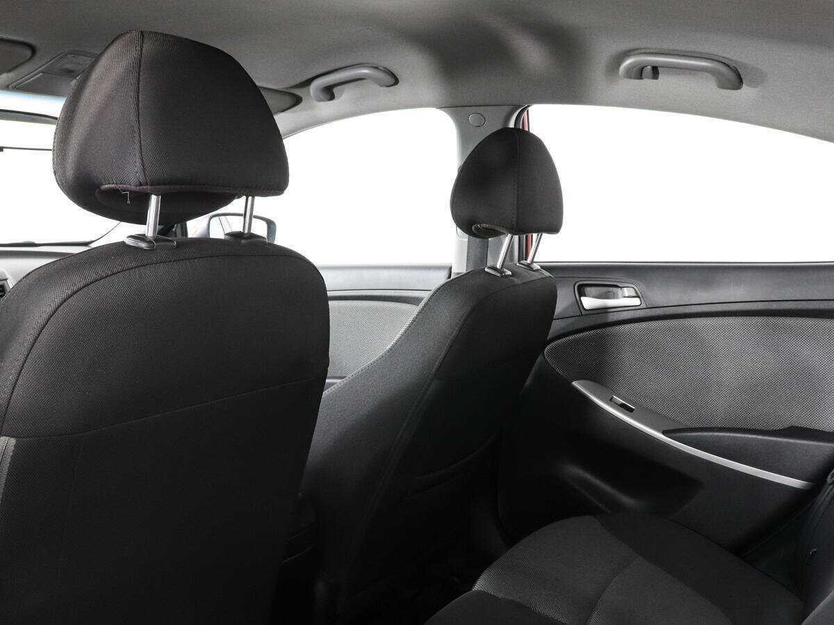 Купить Hyundai Solaris, 2012, 228 913 км.. Фото: #7