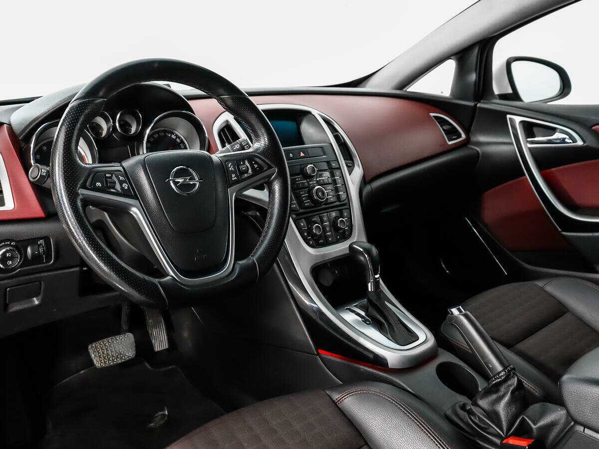 Купить Opel Astra, 2012, 197 625 км.. Фото: #8