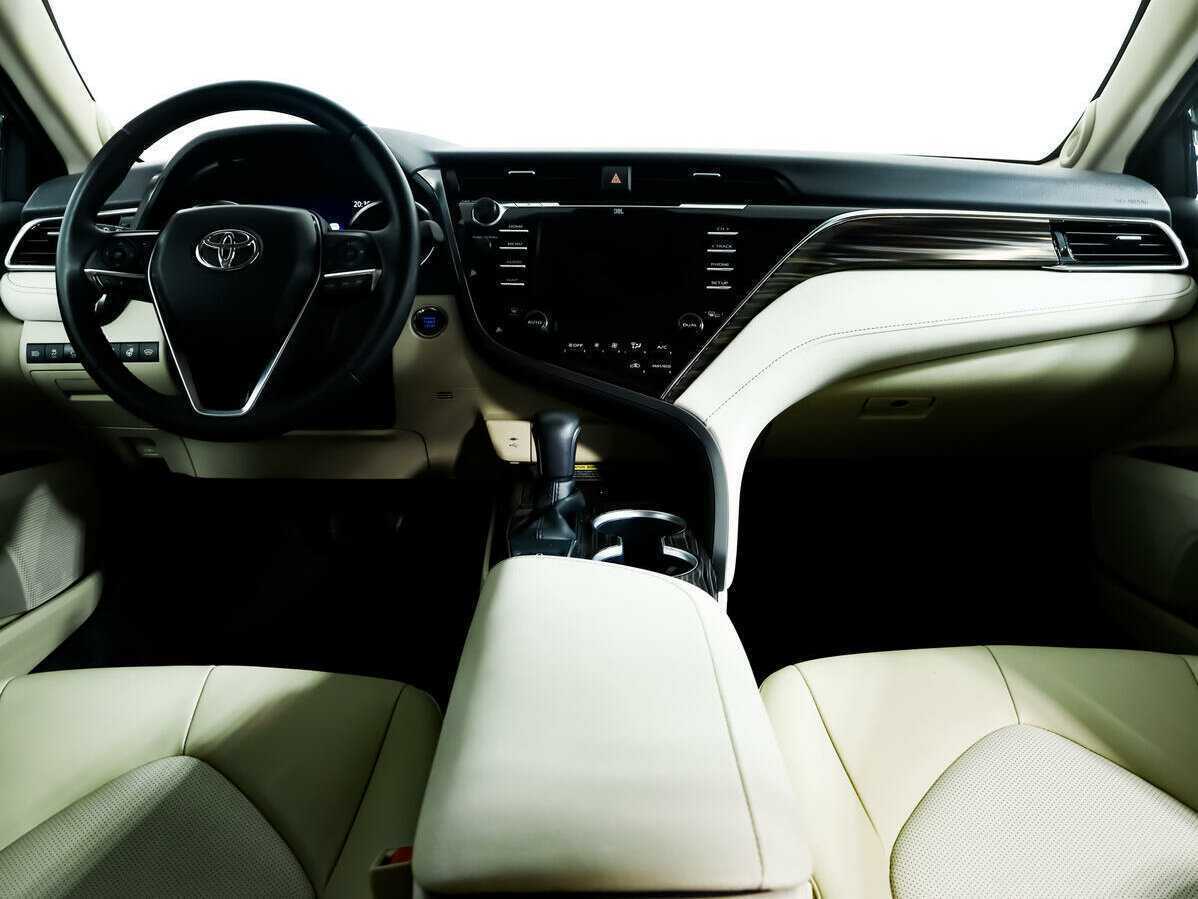 Купить Toyota Camry, 2020, 51 314 км.. Фото: #10