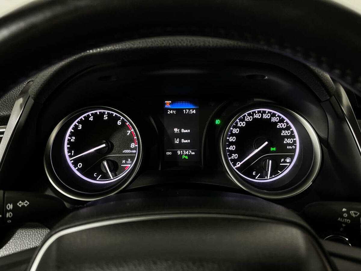 Купить Toyota Camry, 2020, 91 337 км.. Фото: #10