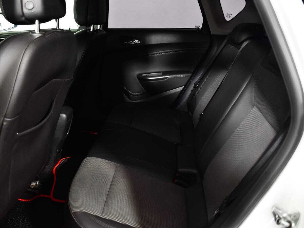 Купить Opel Astra, 2012, 154 946 км.. Фото: #7