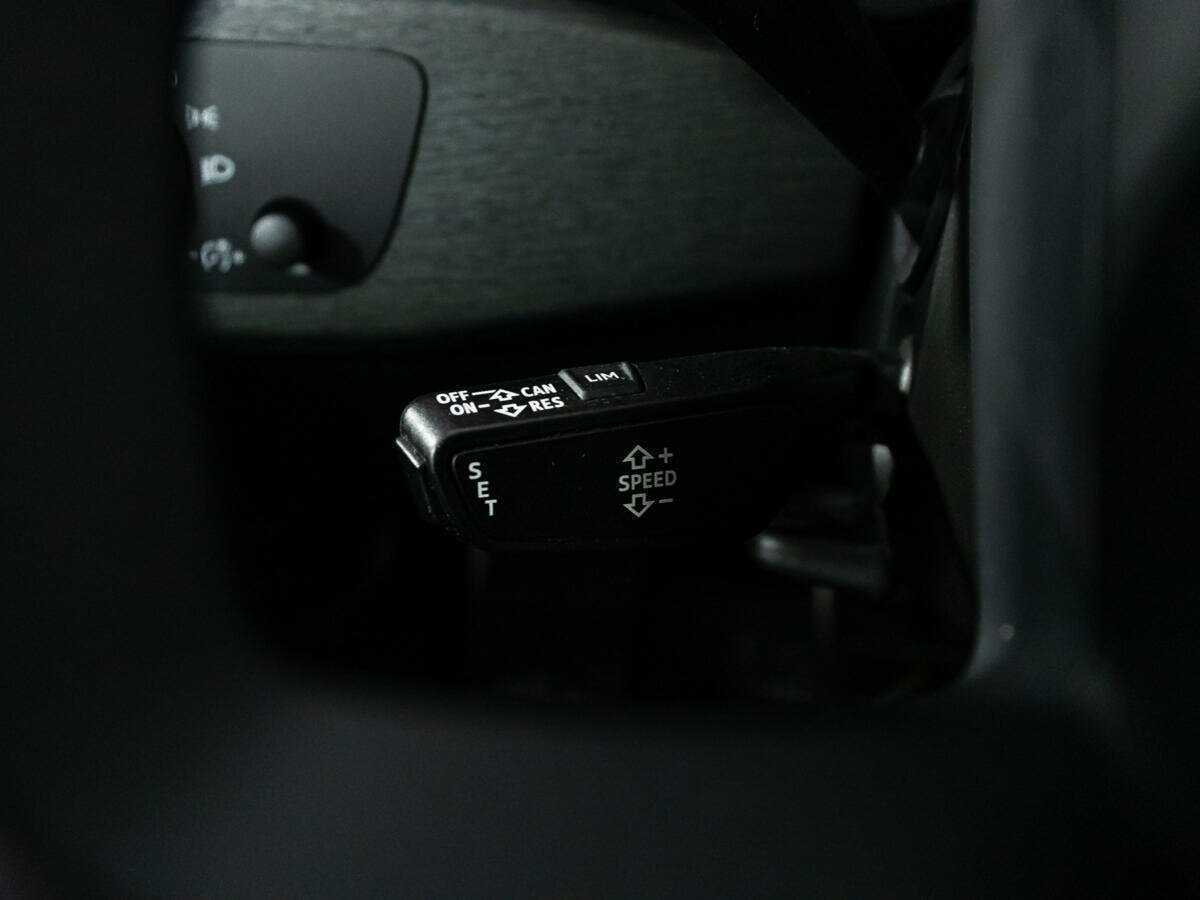 Купить Audi A4, 2017, 82 998 км.. Фото: #19