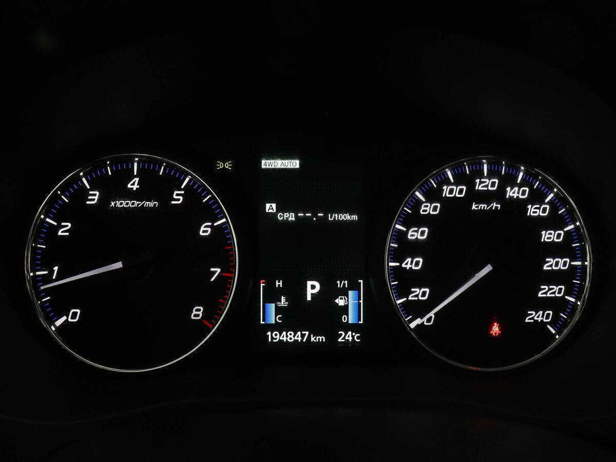 Купить Mitsubishi Outlander, 2014, 194 845 км.. Фото: #10