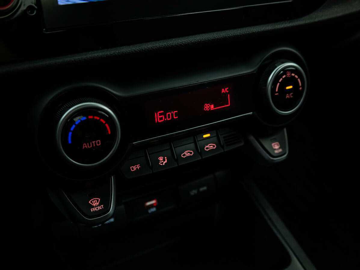 Купить Киа Рио, 2021, 83 292 км.. Фото: #11