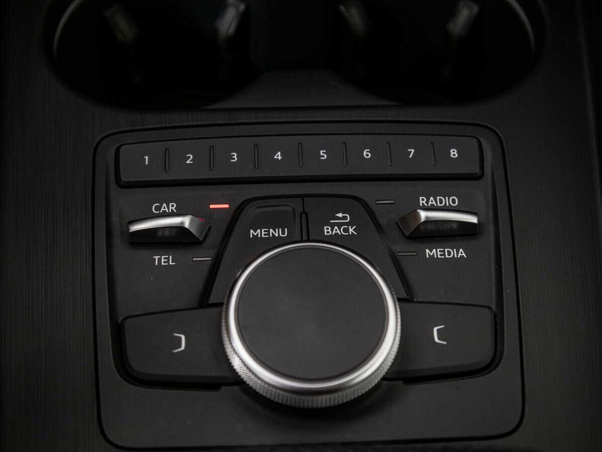 Купить Audi A4, 2019, 88 500 км.. Фото: #14