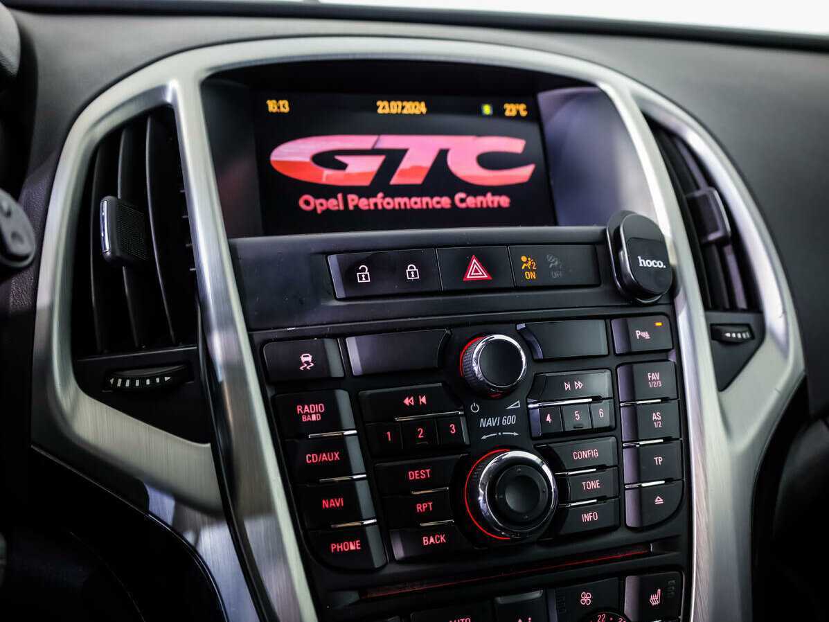 Купить Opel Astra, 2012, 193 645 км.. Фото: #12