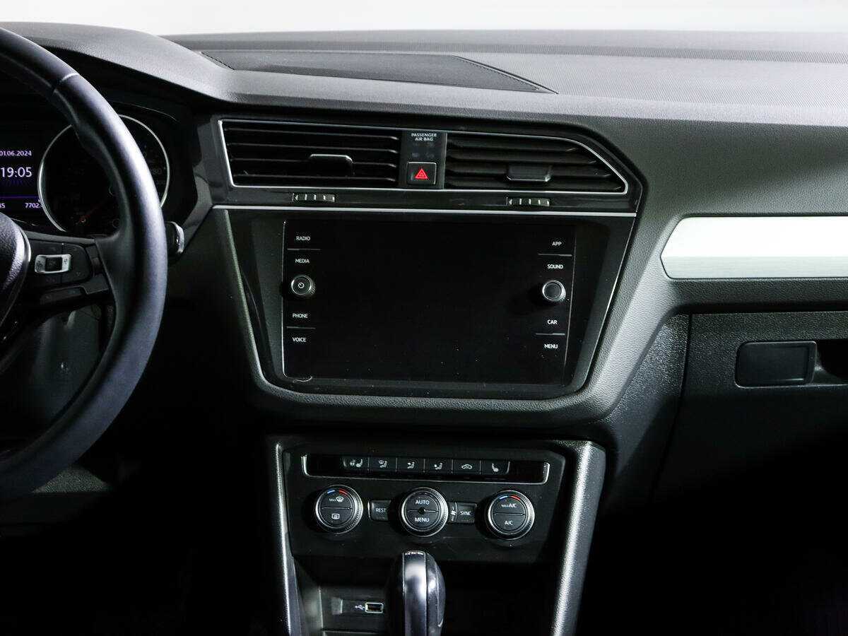 Купить Volkswagen Tiguan, 2018, 48 584 км.. Фото: #10